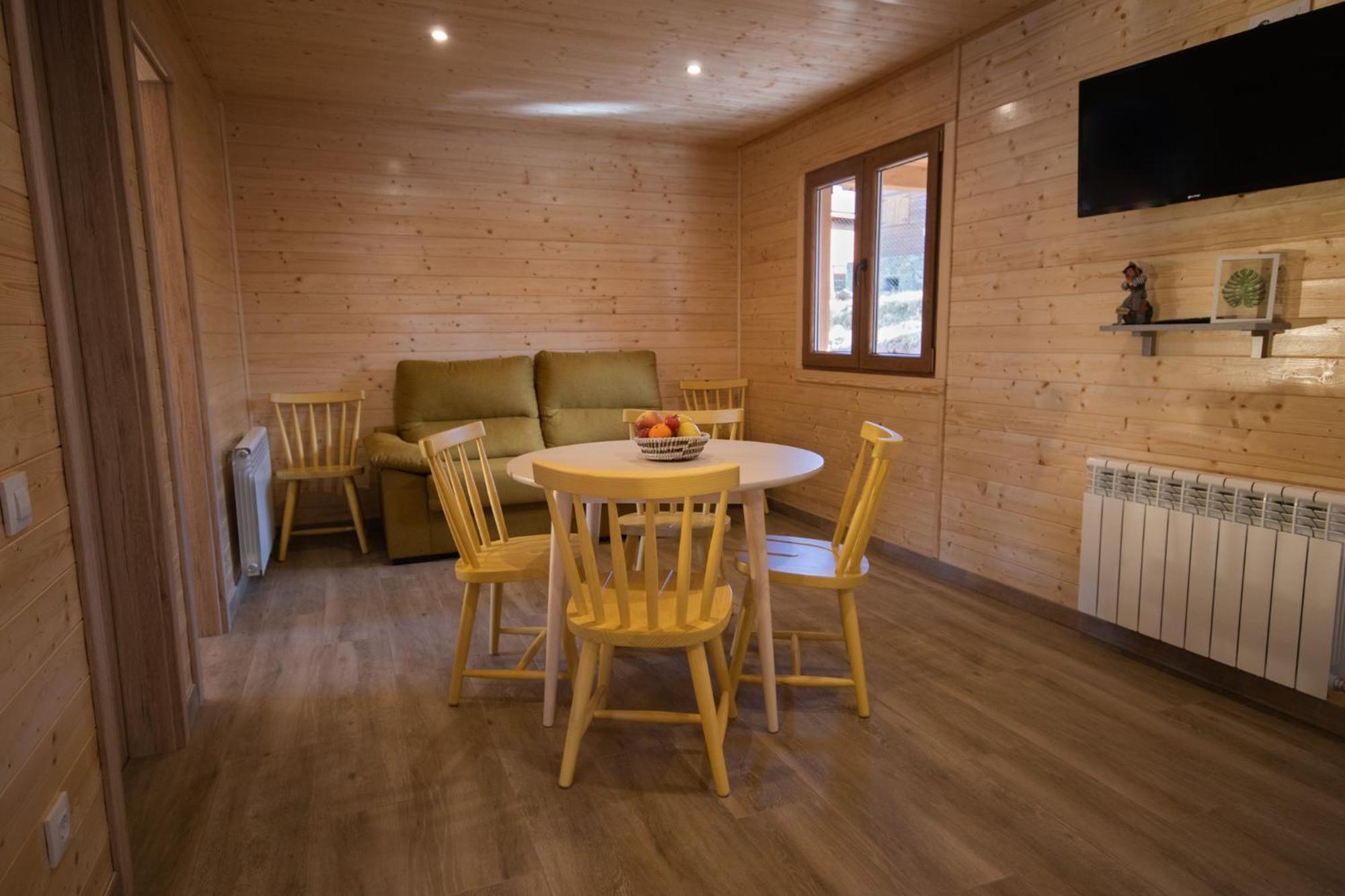 Bungalows Laspaúles 外观 照片