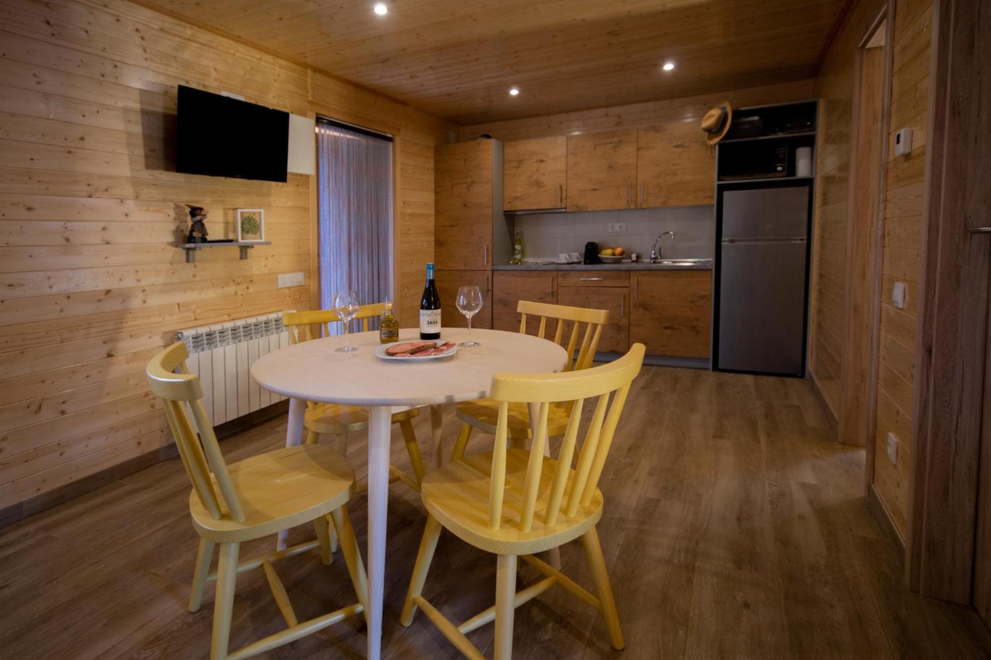 Bungalows Laspaúles 外观 照片